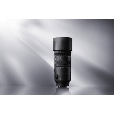 Sigma 70-200mm f/2.8 DG DN OS Sports Lens (Sony E) - 3