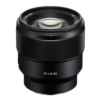 Sony FE 85mm f/1.8 Lens (SEL85F18) - 1