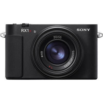 Sony RX1R III Dijital Fotoğraf Makinesi - 1