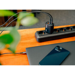 Verbatim Essentials GaN 65W Şarj Adaptörü 3-Port - Siyah (32352) - 3